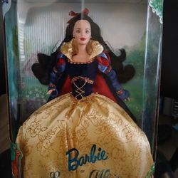 Barbie As Snow White Collector Edition "Children's Collector Series "