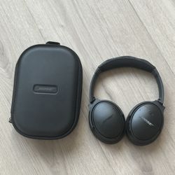 Bose QC35 Headphones
