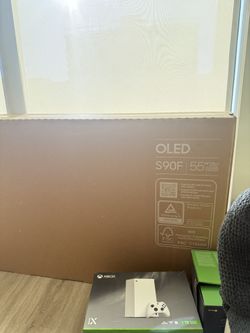Brand New Samsung Oled Flat Screen Tv