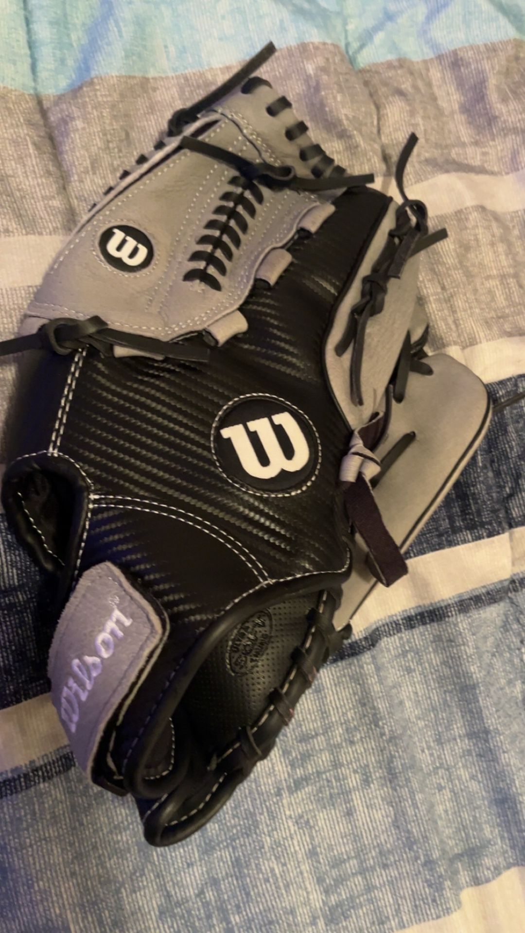 Wilson Glove
