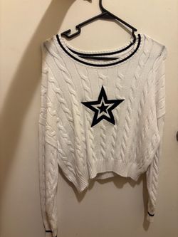 White Cable Knit Star Crop Sweater, Size medium