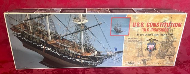 U.S.S. Constitution “Old Ironsides” United States Frigate 1797 Replica Model Ship