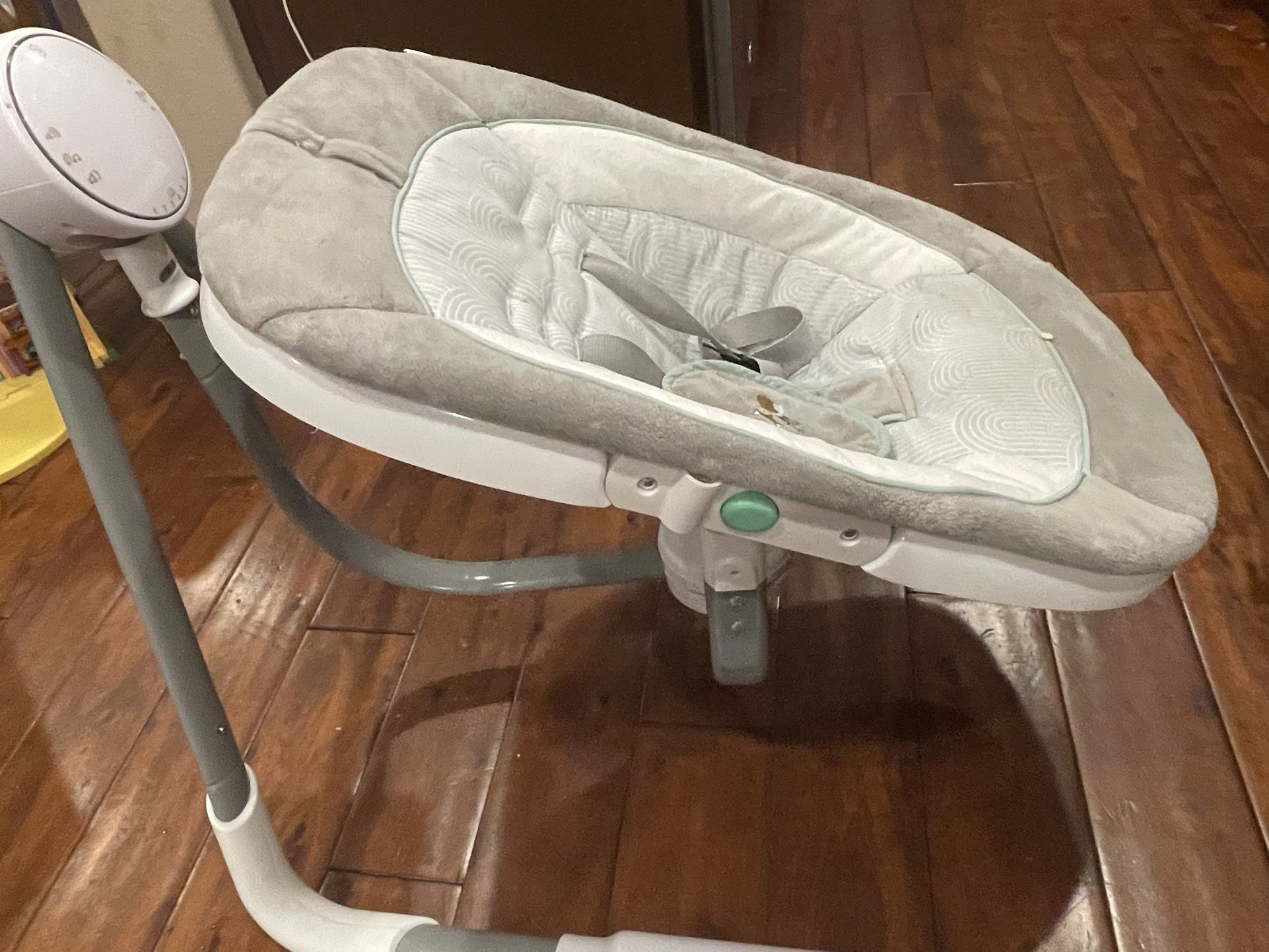 Electric Baby Swing