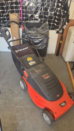 Lawnmower Black and Decker (electric)