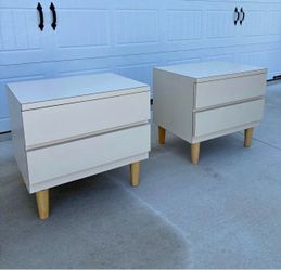 MCM Cream Night Stabds