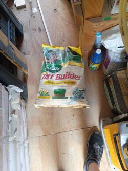 Scott's Turf Builder 34lbs