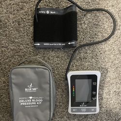 Deluxe Blood Pressure Kit. New