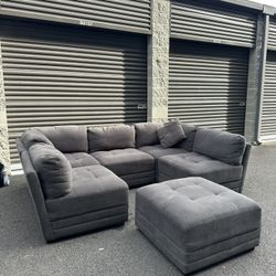 Costco 6-Piece Modular Sectional Couch (DELIVERY AVAILABLE)