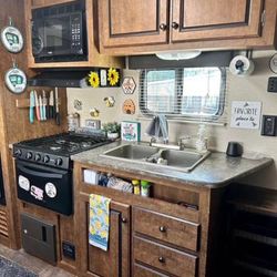 2016 Crossroads Zinger Z1 252TD 36 ft