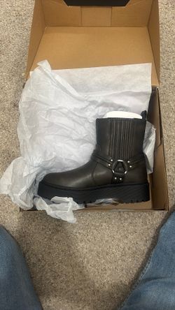 Women Boots