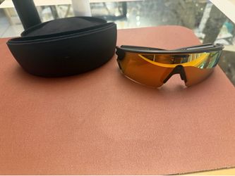 Oakley Vanguard Meta Glasses
