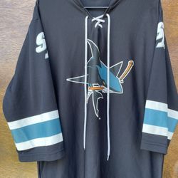 Sharks Sweatshirt Size Large 