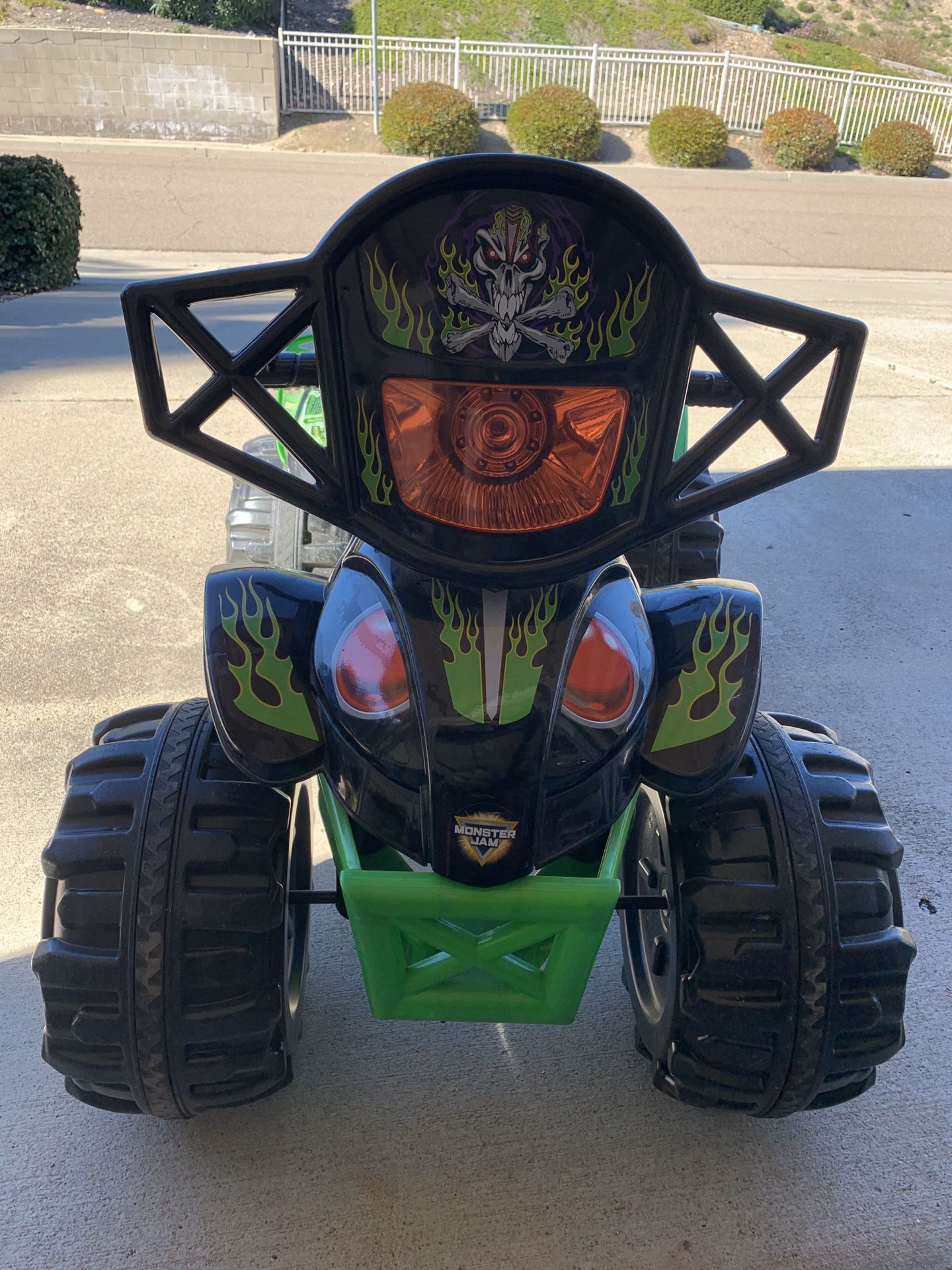 Monster Jam Grave Digger Quad 12Volt Battery Powered RideOn for Sale