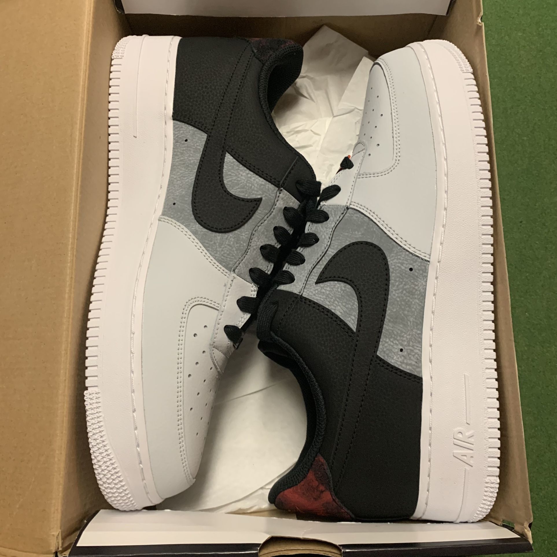 Nike Air Force 1 Low '07 LV8 ‘ BLACK/SMOKE GREY ‘ CZ0337-001 Size 12M