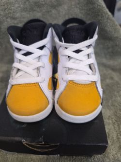 Air Jordan 6 Toddler Sneakers White Yellow