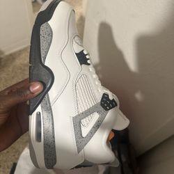 Jordan 4 White Cement 