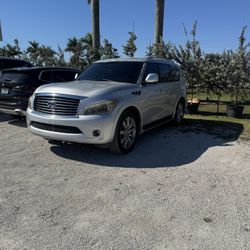 Infiniti Qx56  