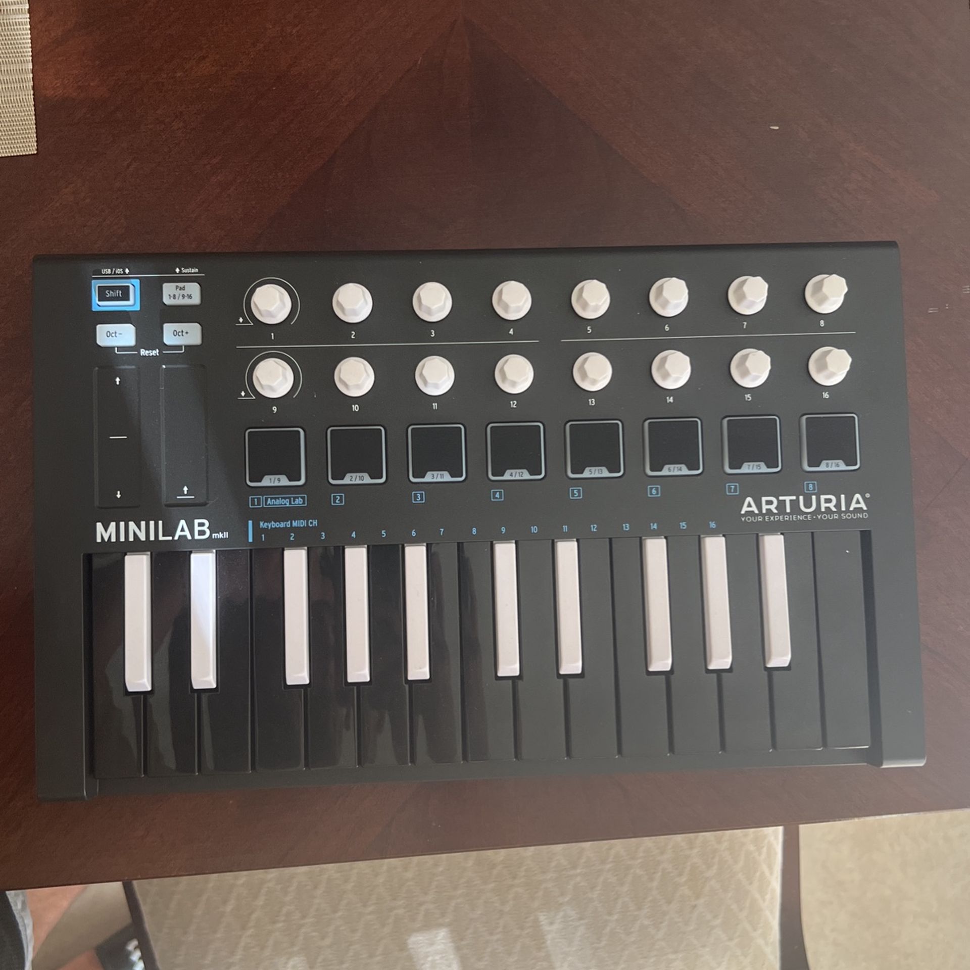 Arturia Minilab MK2