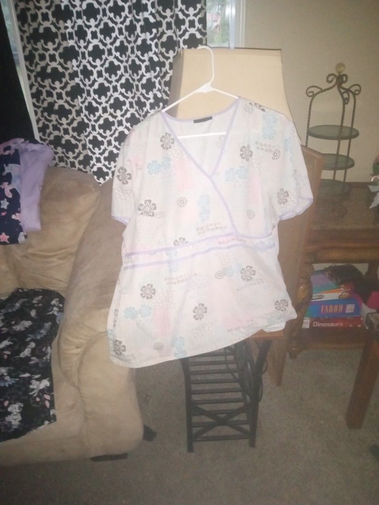 Cherokee Scrub Top