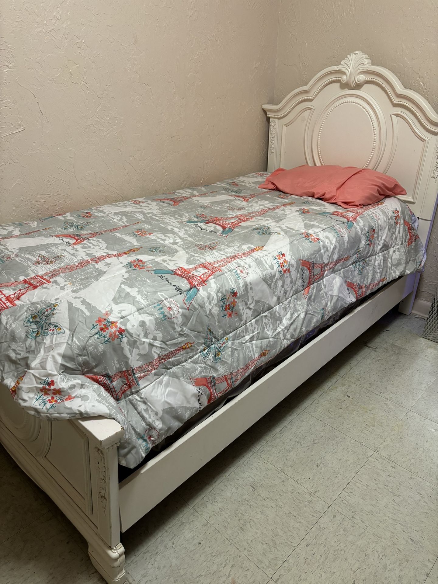 Twin Bed With Mattress 