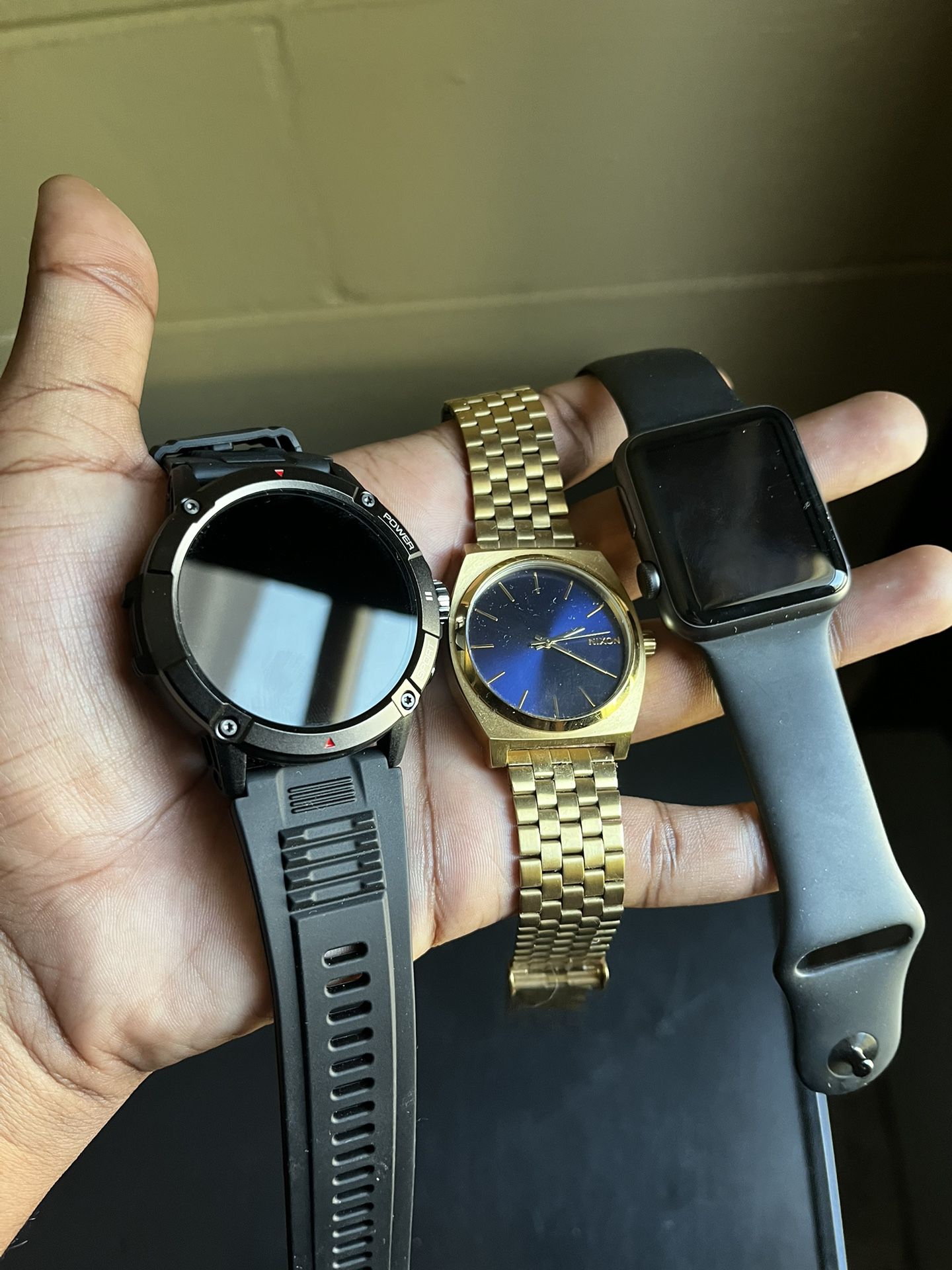 Apple Watch, Smart Watch, Nixon Gold Watch 