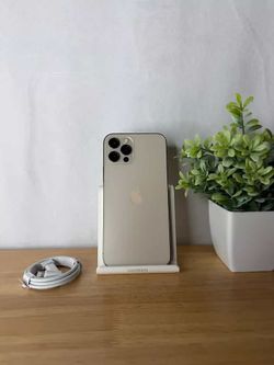 Apple iPhone 12 Pro 128GB in Gold- Fully Unlocked