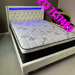 Queen Bed / mattress included  Platform Bed W/ Charging Station & Built-In LED Lights Color withe  New in a box   Queen size con Luz led  / Colchon In