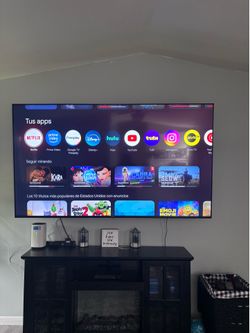 85” Hisense smart TV no piernas ni soporte recoger dayton tx o entregaré por $30 extra