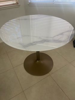 Kitchen table