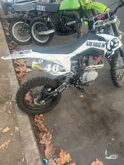White 2019 SSR Motorsports SR 189