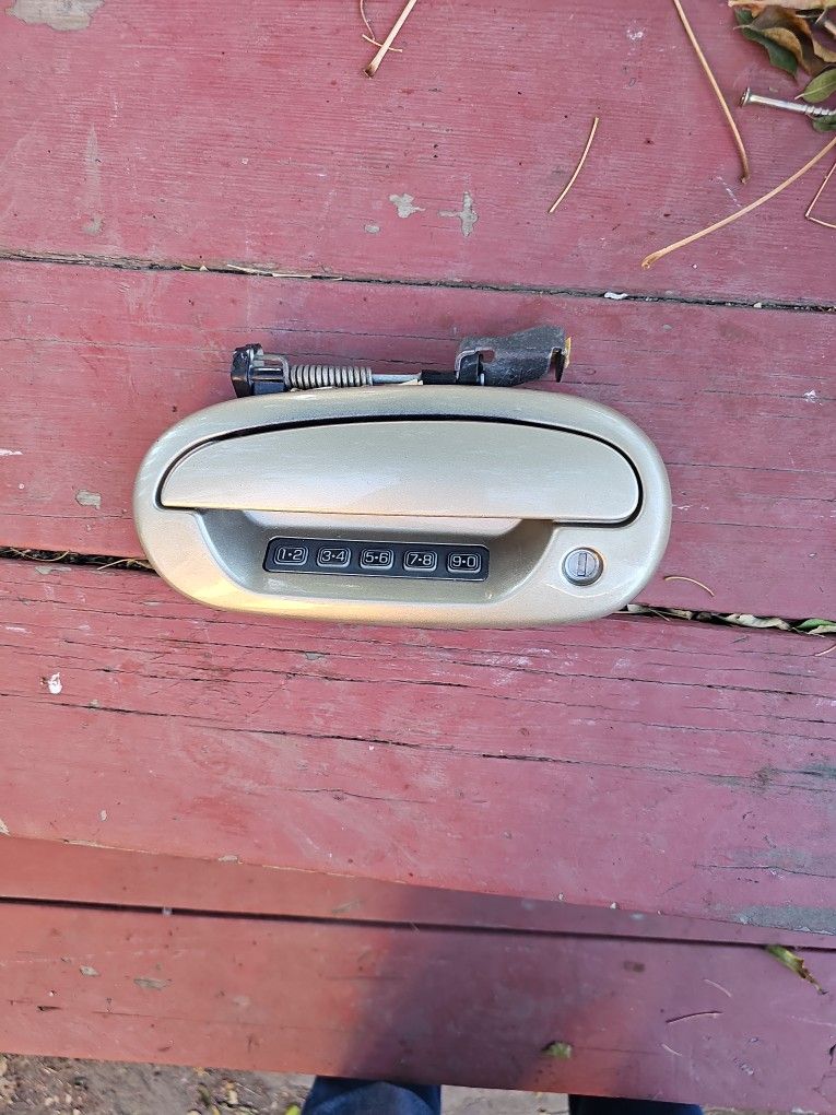 Ford Expedition Door Handle