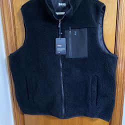 NWT Men’s Bass Coastal Outdoor Sherpa Vest XXL