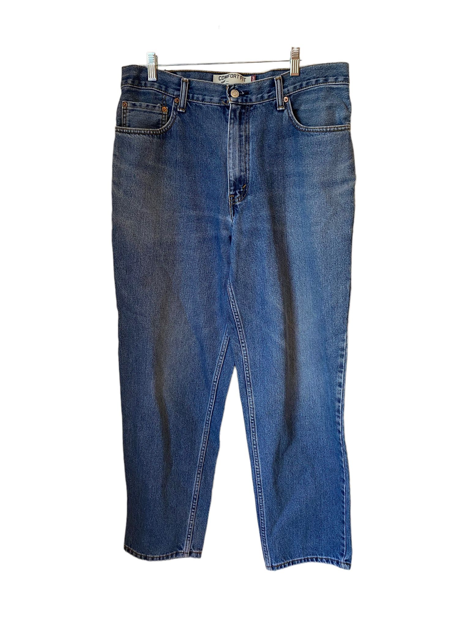 Men’s Levi’s 560 blue jeans size 34X32