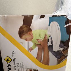 Booster seat for meal time