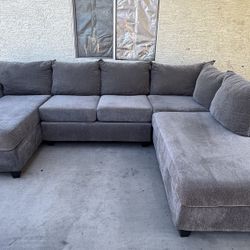 Gray Living Spaces Sectional (WILL DELIVER)