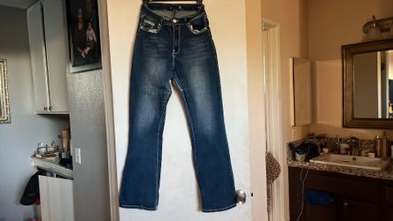 Boot cut jeans