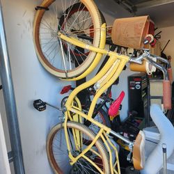 Huffy Yellow Beach Cruiser 