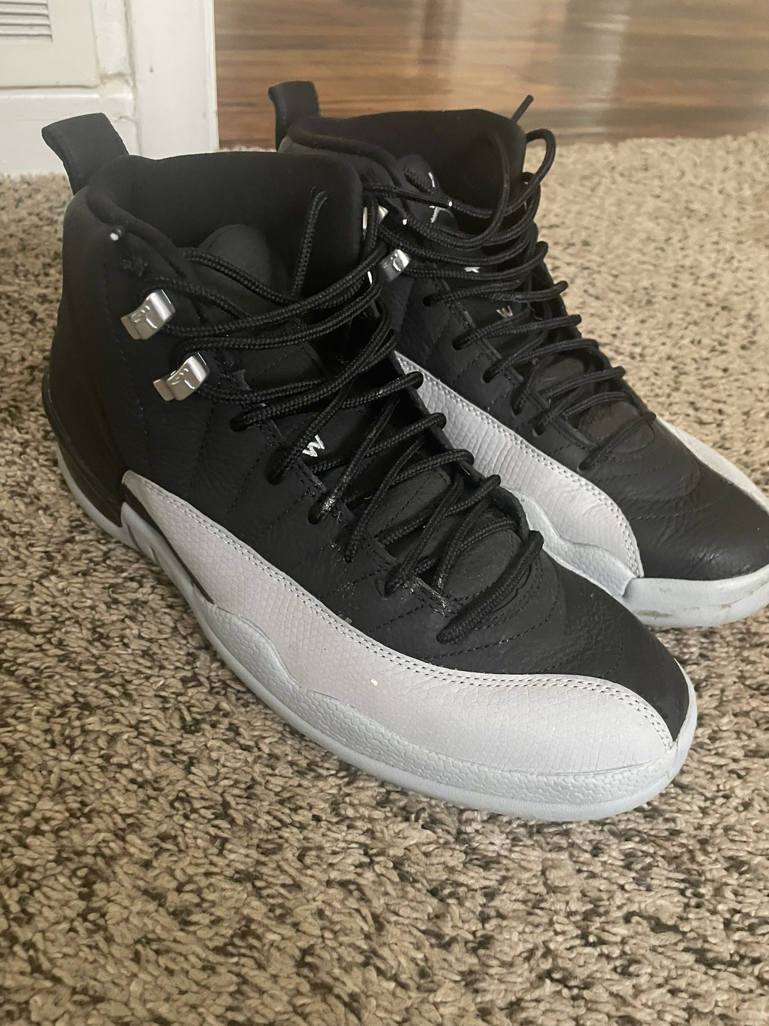 Jordan 12 Barons Size 9 