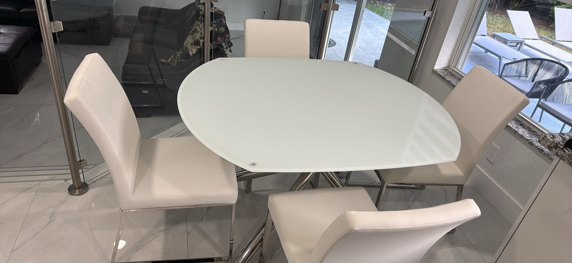 Brand New Dining Set Table , 4 Chairs