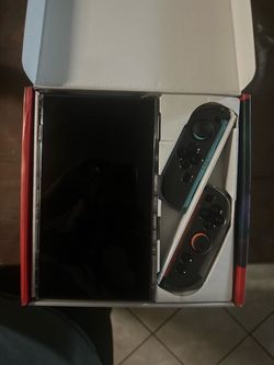 -Mint conditions Nintendo Switch 2-