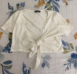 SHEIN White Tie-Front Crop Top