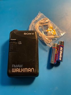 Sony Walkman SRF-29 AM/FM Pocket Radio, Black, Headphones, Tested and Working