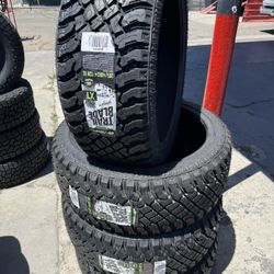 285-40-24 ATTURO TRAIK BLADE XT $$800 CASH OUT THE DOOR All Terrain Tires installed (4) New 50,000