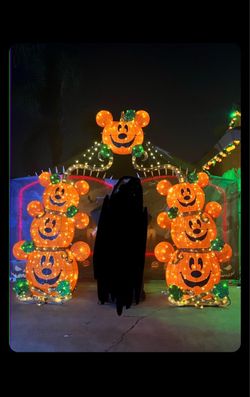 Disney Halloween Decorations 9 Foot Tall  Disney Mickey Mouse Pumpkins Arch Light Up