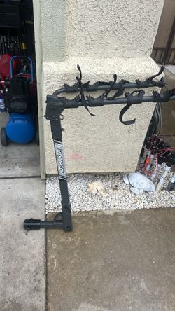 Bike rack for a hitch for four bikes excellent excellent condition