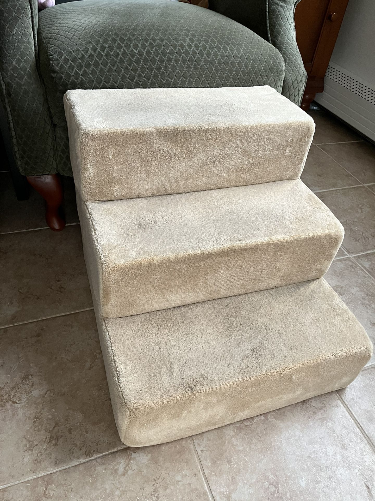 Pet Stairs Give Small Ones Greater Independence 