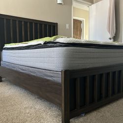 Full Size Bed Frame With Drawers
