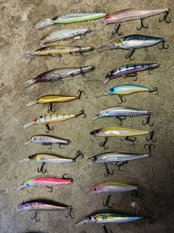 Fishing Lures 21 pieces all like New Take It All Lot For $75