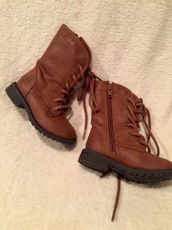 NWOT Sz 5 Boutique Girl Brown Boots