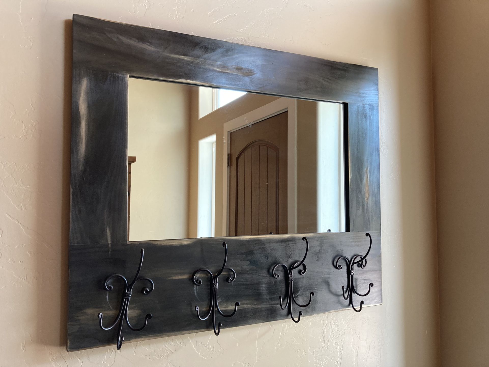 Large Entry Mirror W Hooks
